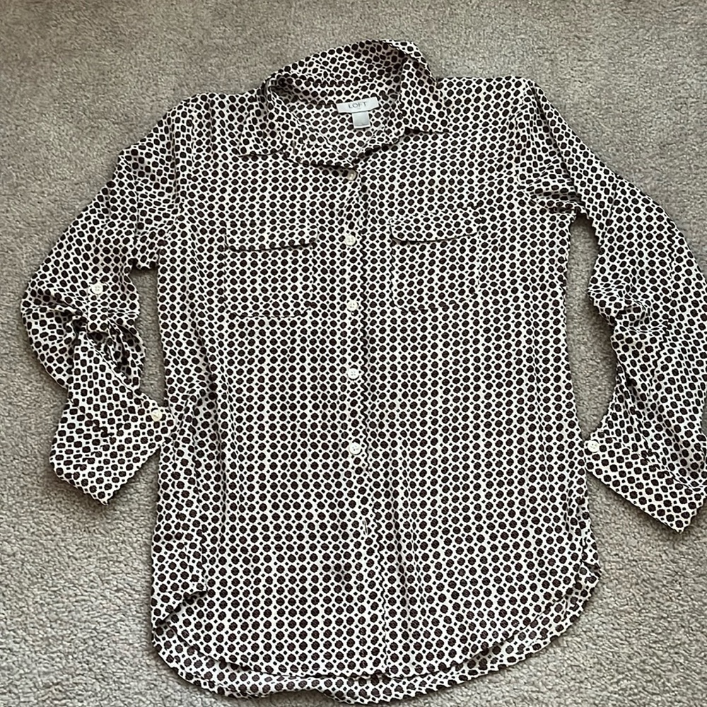 “LOFT- Button down floral top size small”